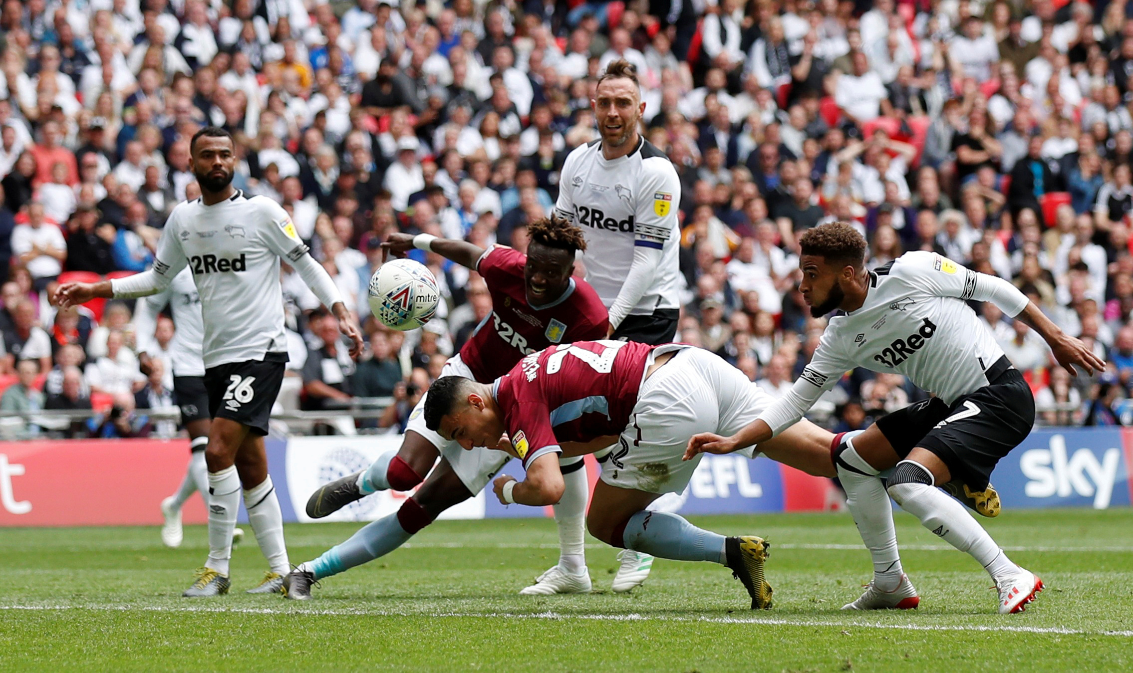 控与攻之间 控与攻之间