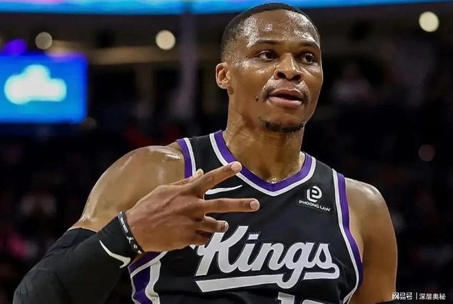 却因前场压 却因前场压